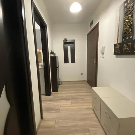 Apartment Brand New Cozy 1br Flat With Ac & Free Street Parking Plovdiv